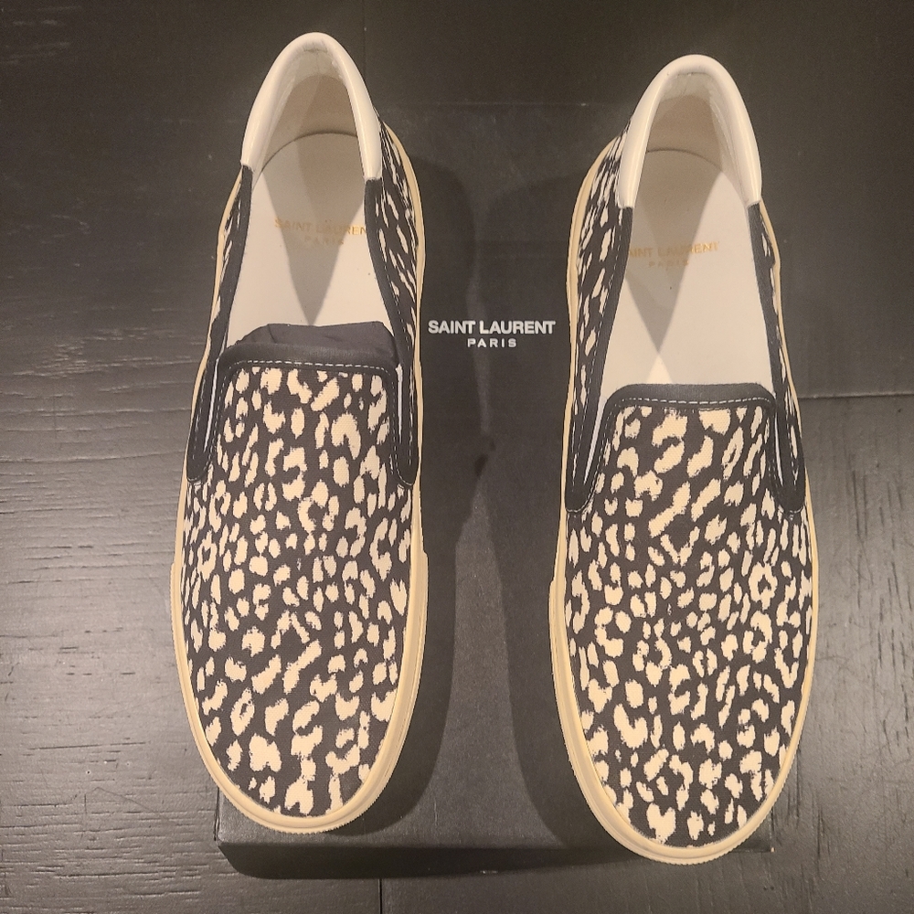 Saint Laurent Sz 40. Black and White Skate Baby Cat Leopard